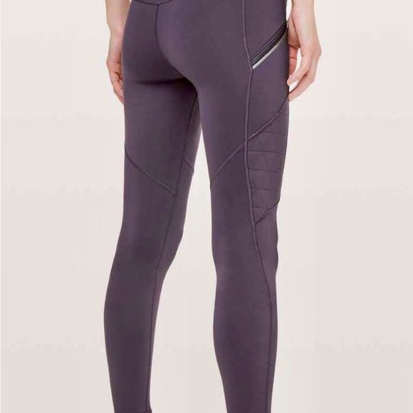 Lululemon Toasty Tech Tight II. Size 14. Black - Picture 7 of 9